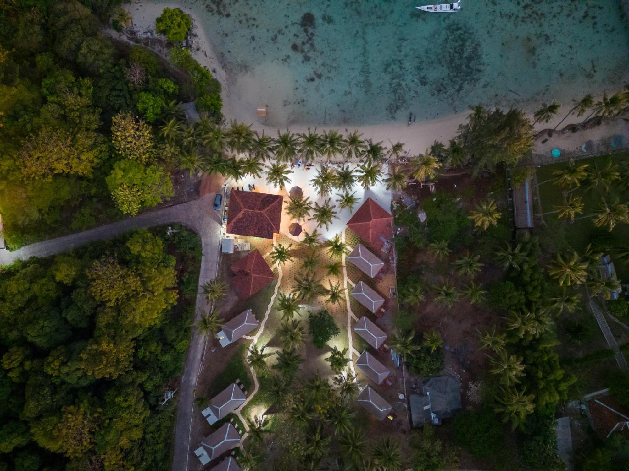 Hotel Eco Casa Karimunjawa Exterior foto